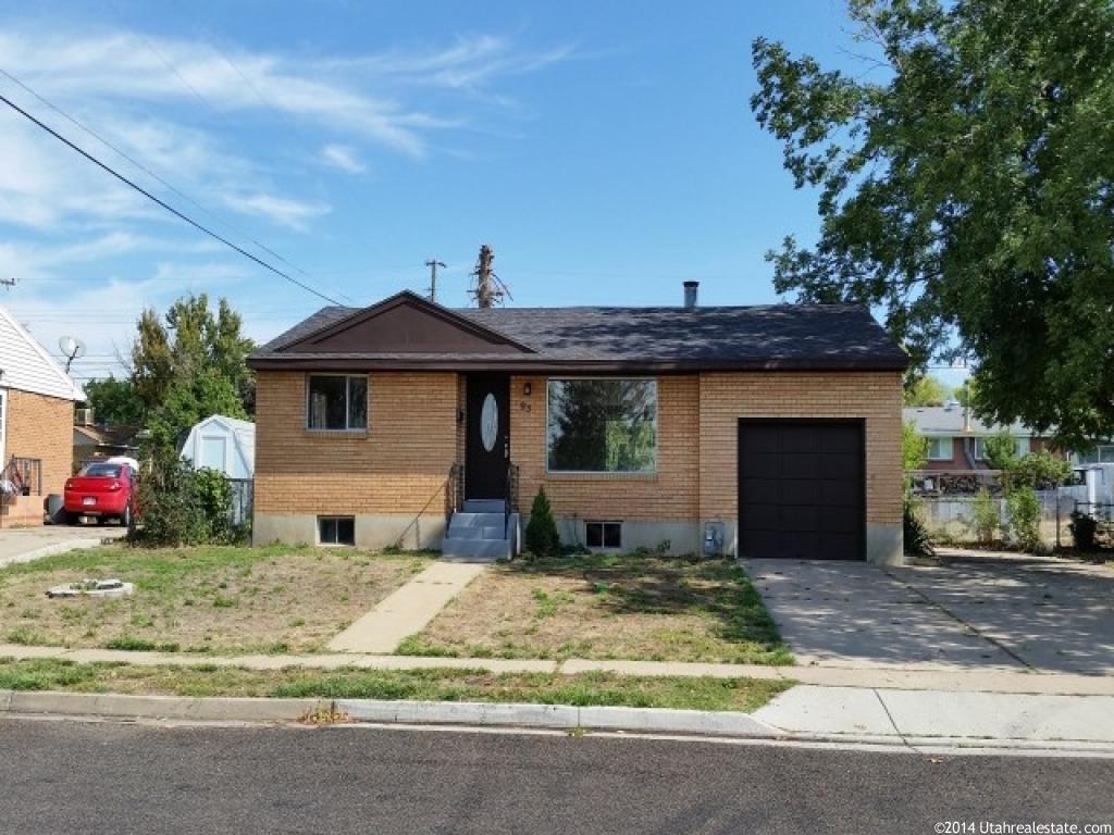 93 N Sycamore Cir E, Clearfield, UT 84015