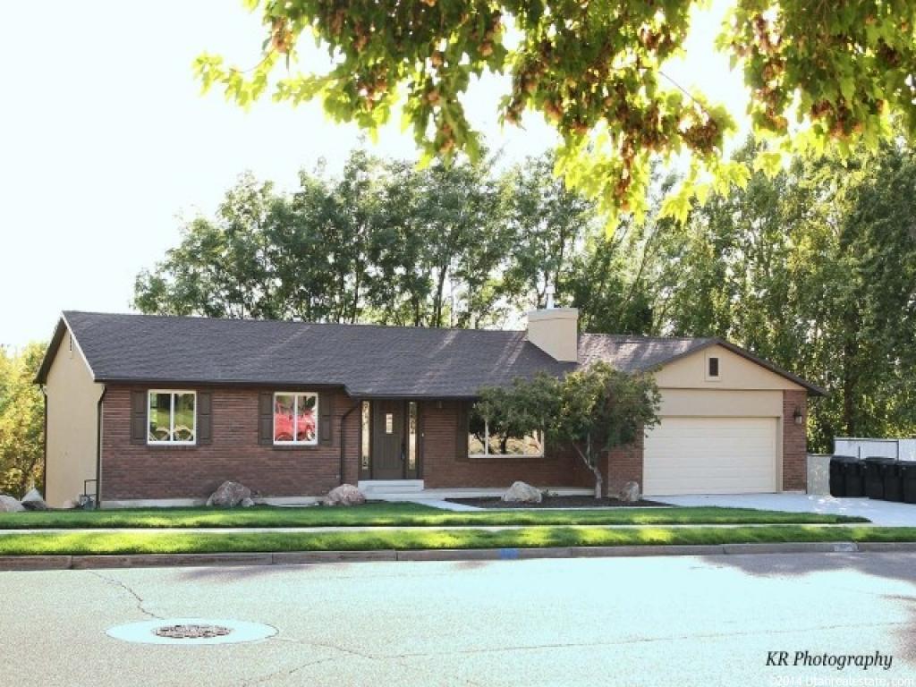 1510 E Harvey Rd, Fruit Heights, UT 84037