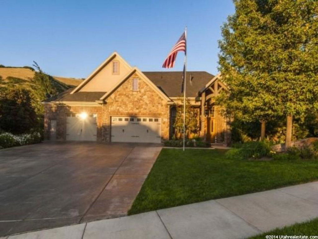 4217 S Summerwood Dr E, Bountiful, UT 84010
