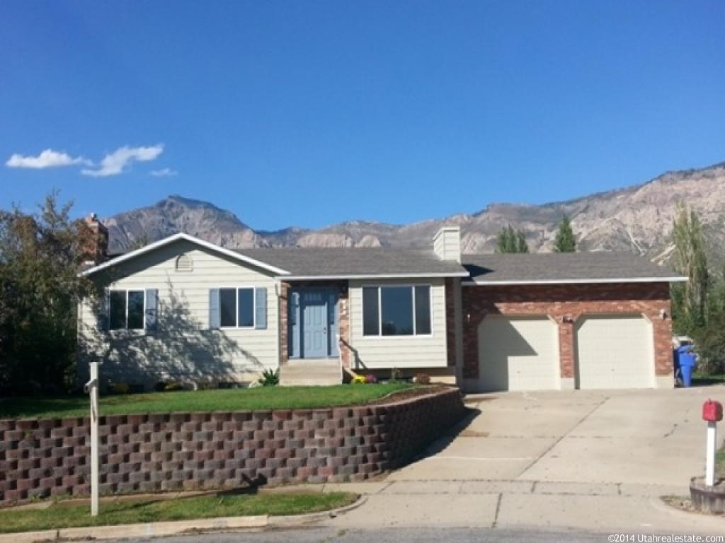 686 E 2400 N, North Ogden, UT 84414
