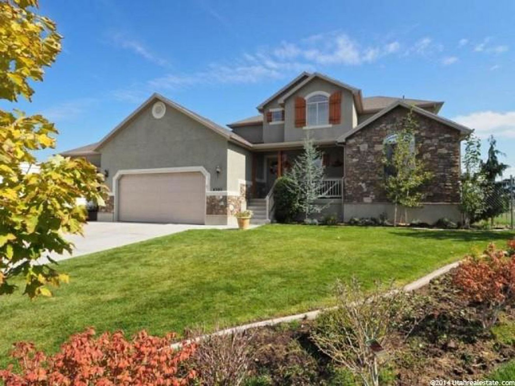 4505 W 5625 S, Hooper, UT 84315