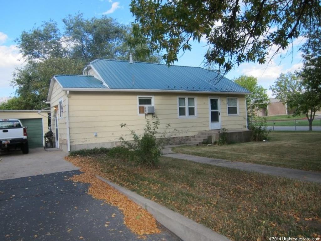 14 S 400 W, Hyrum, UT 84319
