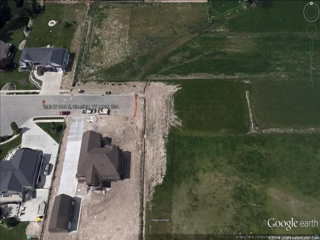 1582 N 3000 W, Clinton, UT 84015