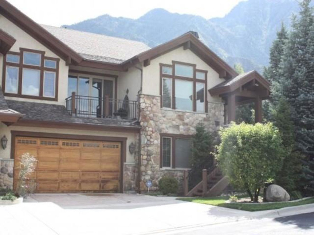 10371 S 3200 E, Sandy, UT 84092