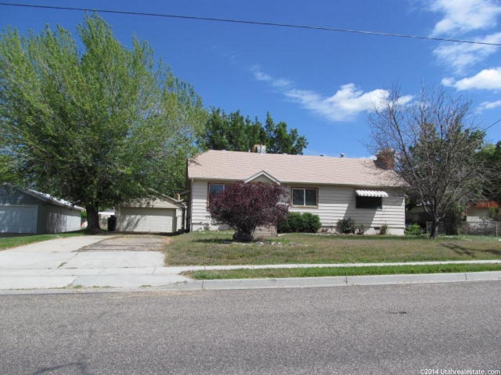 463 Center St, Clearfield, UT 84015