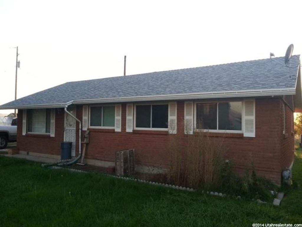 5185 S 4300 W, Roy, UT 84067