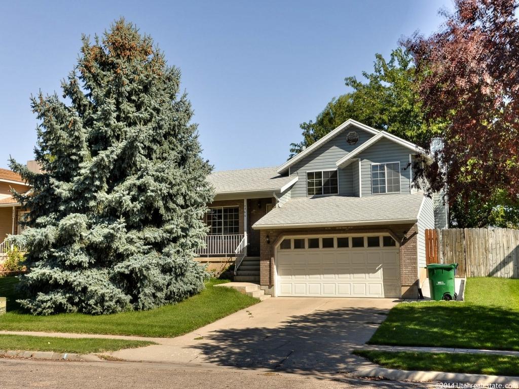 4866 S 3450 W, Roy, UT 84067