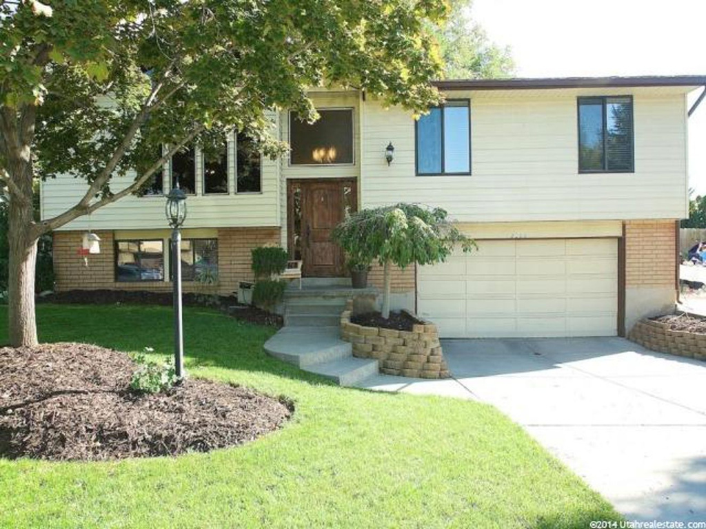 2084 E 9100 S, Sandy, UT 84093