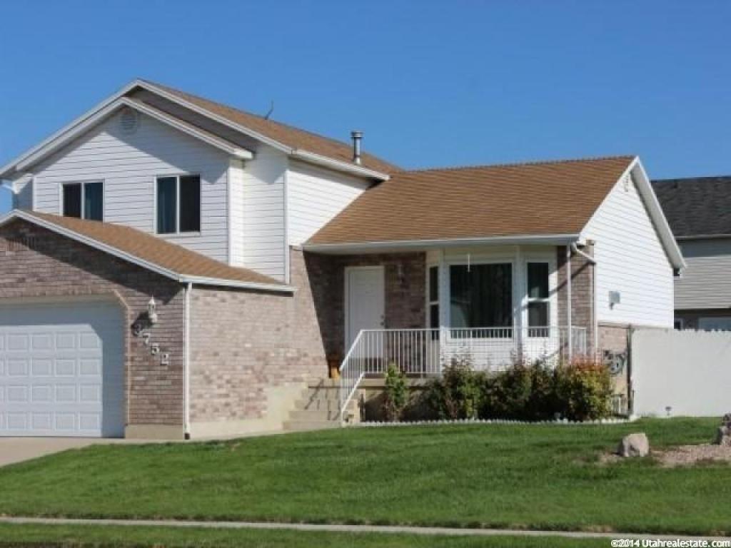 3752 W 5675 S, Roy, UT 84067