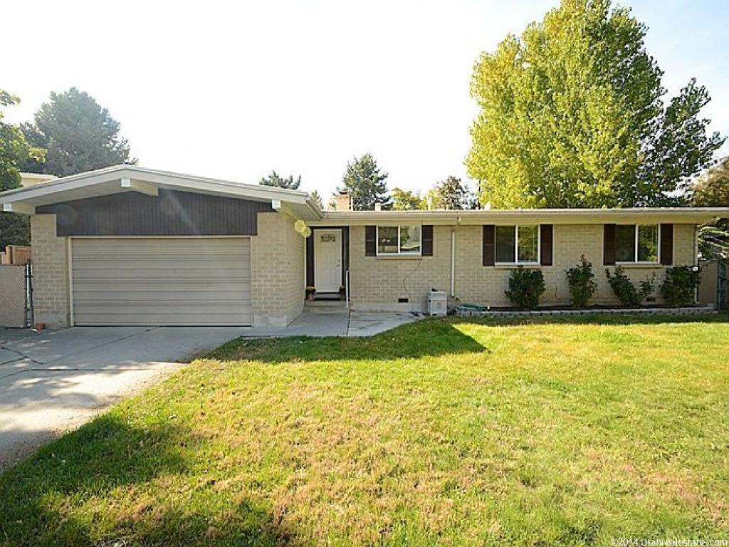 5488 S Hunt Rd E, Murray, UT 84117