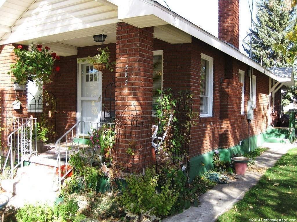 385 W 100 S, Logan, UT 84321