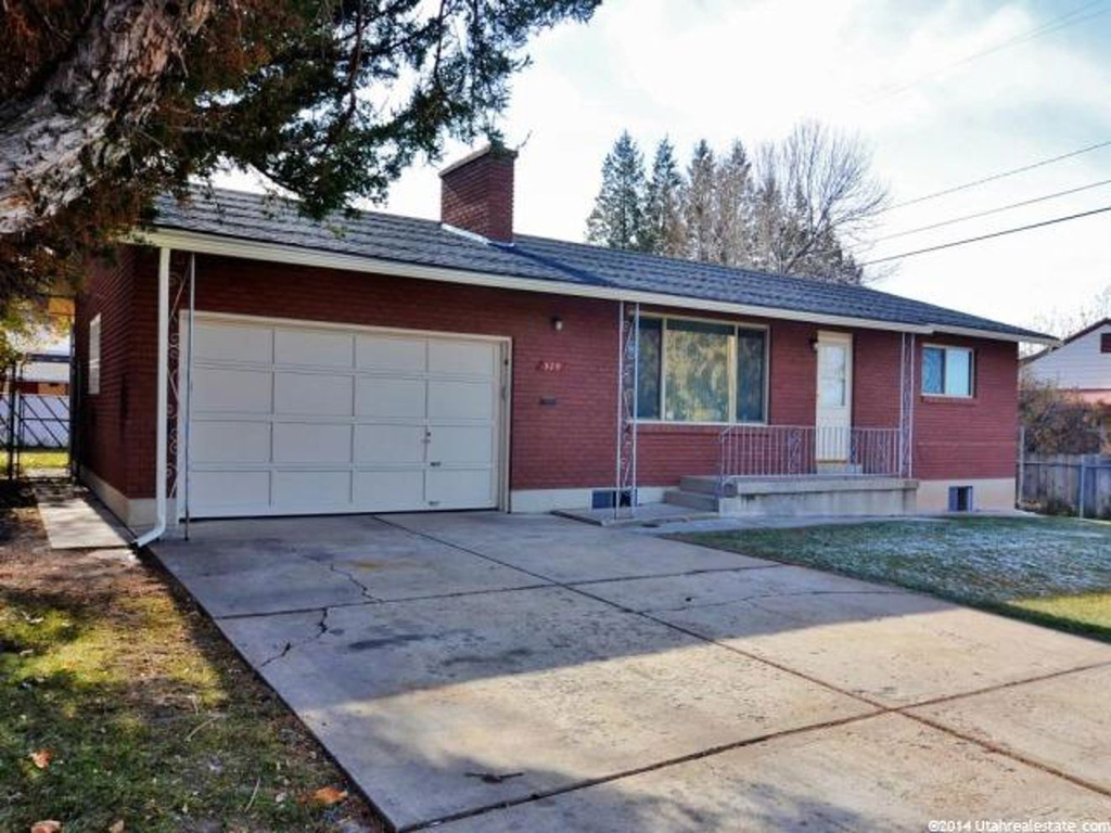 879 E Goddard S, Ogden, UT 84403