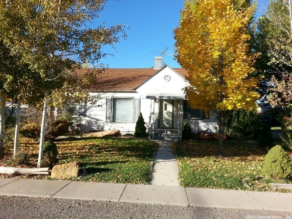 161 E 100 S, Richfield, UT 84701