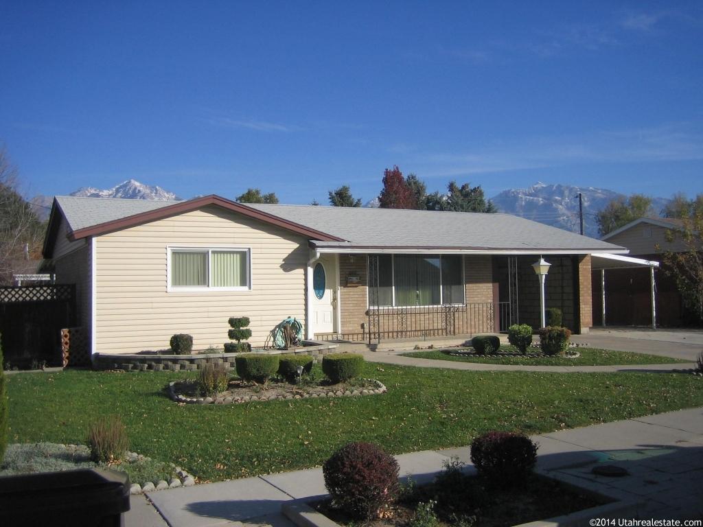7401 S Ramanee Dr E, Midvale, UT 84047