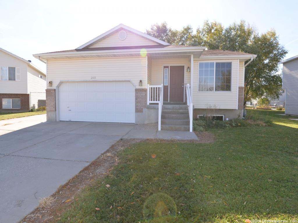 2409 W 1915 N, Clinton, UT 84015