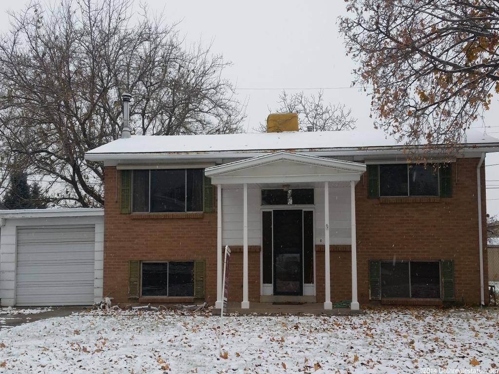 4257 S 2075 W, Roy, UT 84067