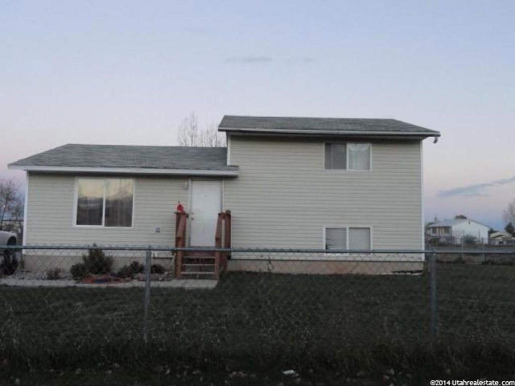 2895 S 670 E, Naples, UT 84078