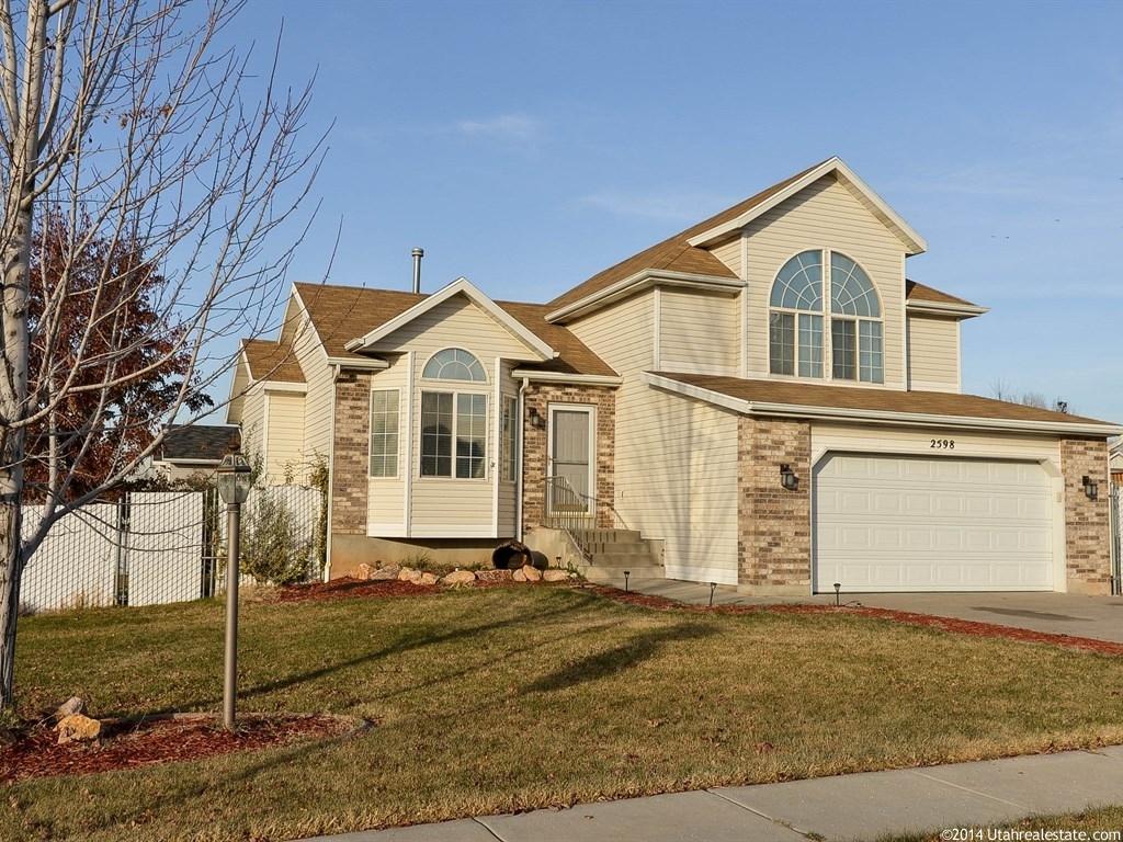2598 W 3950 S, Roy, UT 84067
