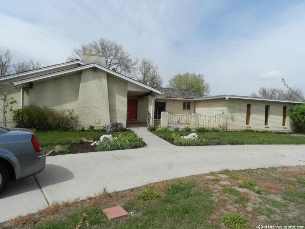 1203 E Main St, Tremonton, UT 84337
