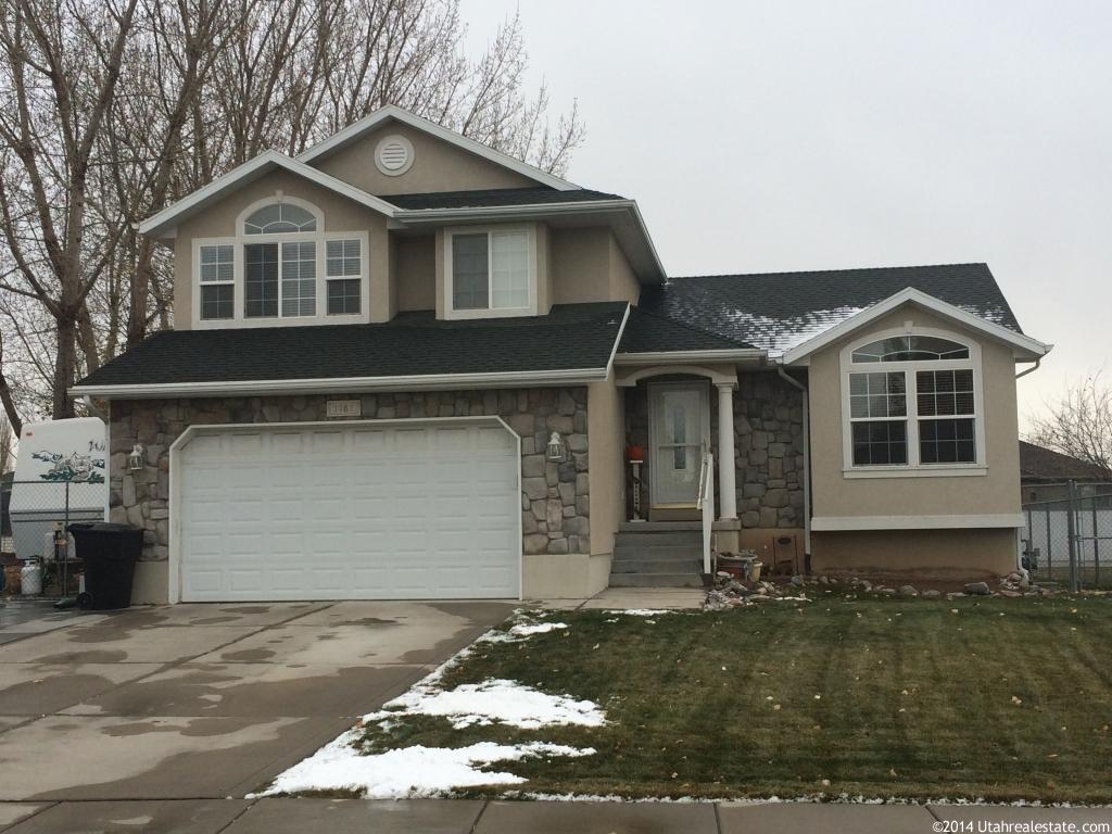 1161 W 1520 N, Clinton, UT 84015