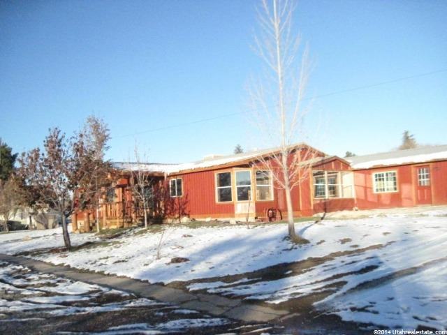 151 S 100 E, Spring City, UT 84662
