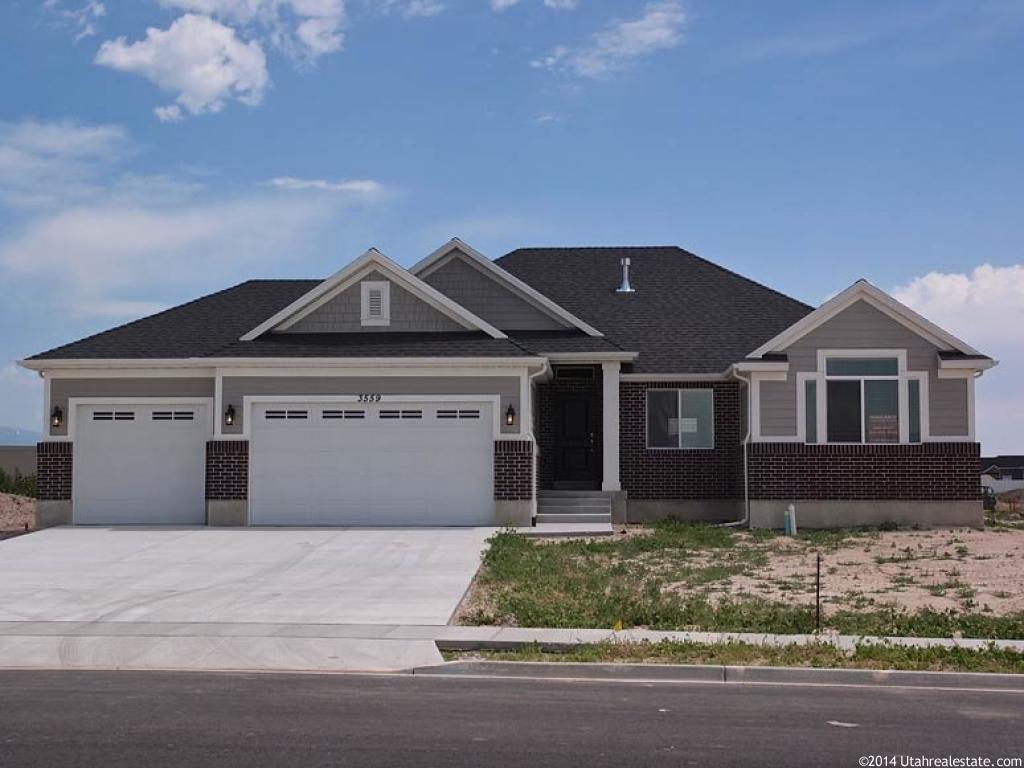 3559 W Cranefield Rd, Clinton, UT 84015