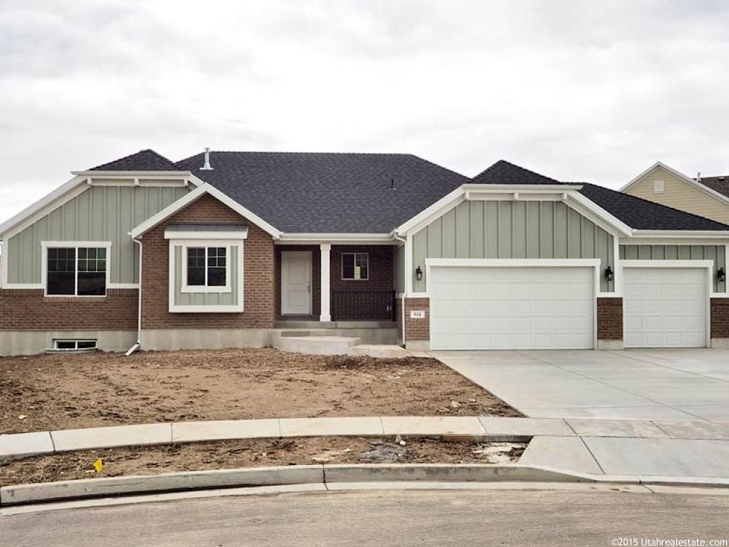 934 E Doris Pl, Kaysville, UT 84037
