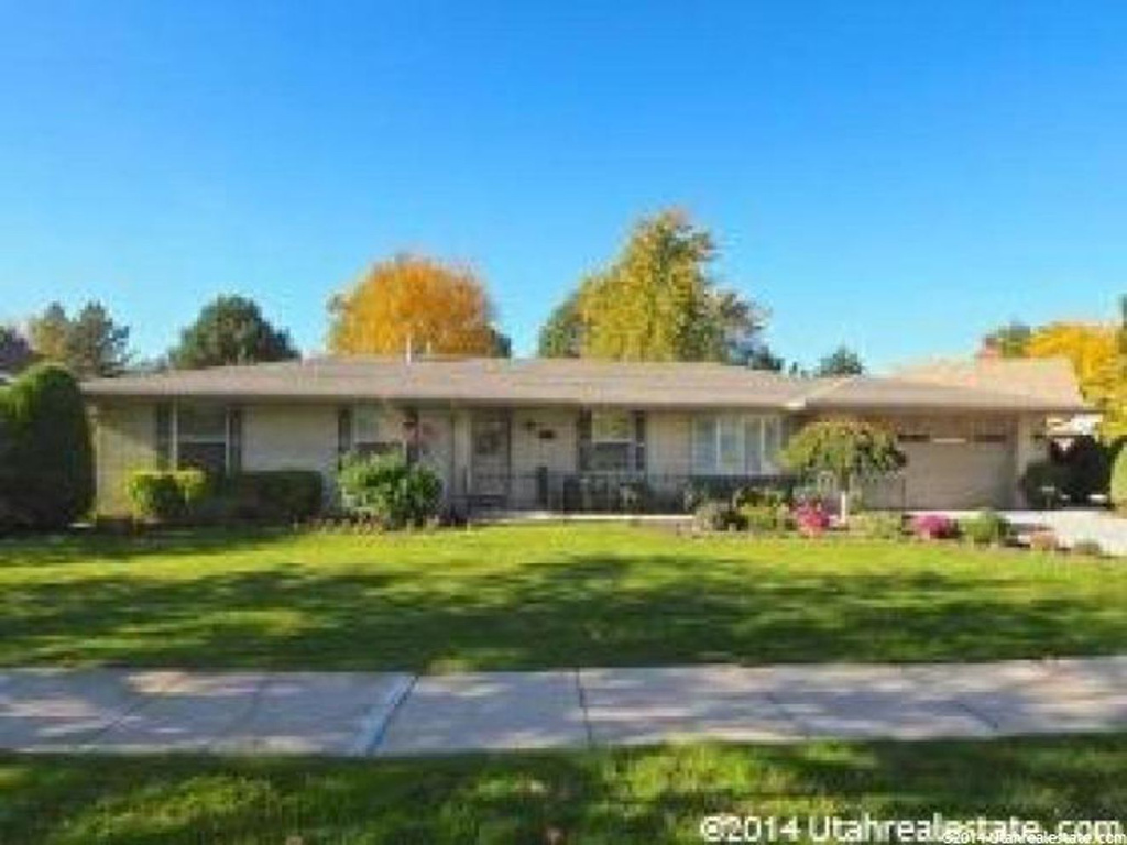 5812 S Holstein Way E, Murray, UT 84107