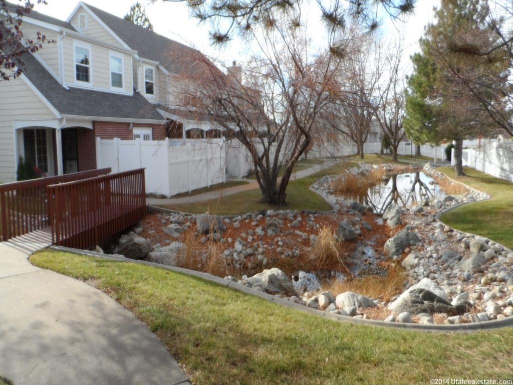 987 Brookfield Ln, Centerville, UT 84014