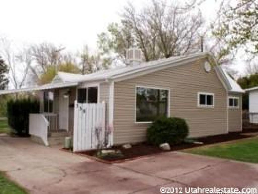 338 W 1300 N, Sunset, UT 84015