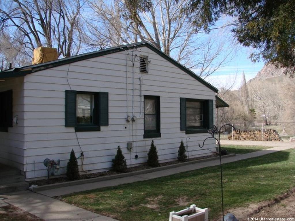1774 E Valley View Dr, Ogden, UT 84401