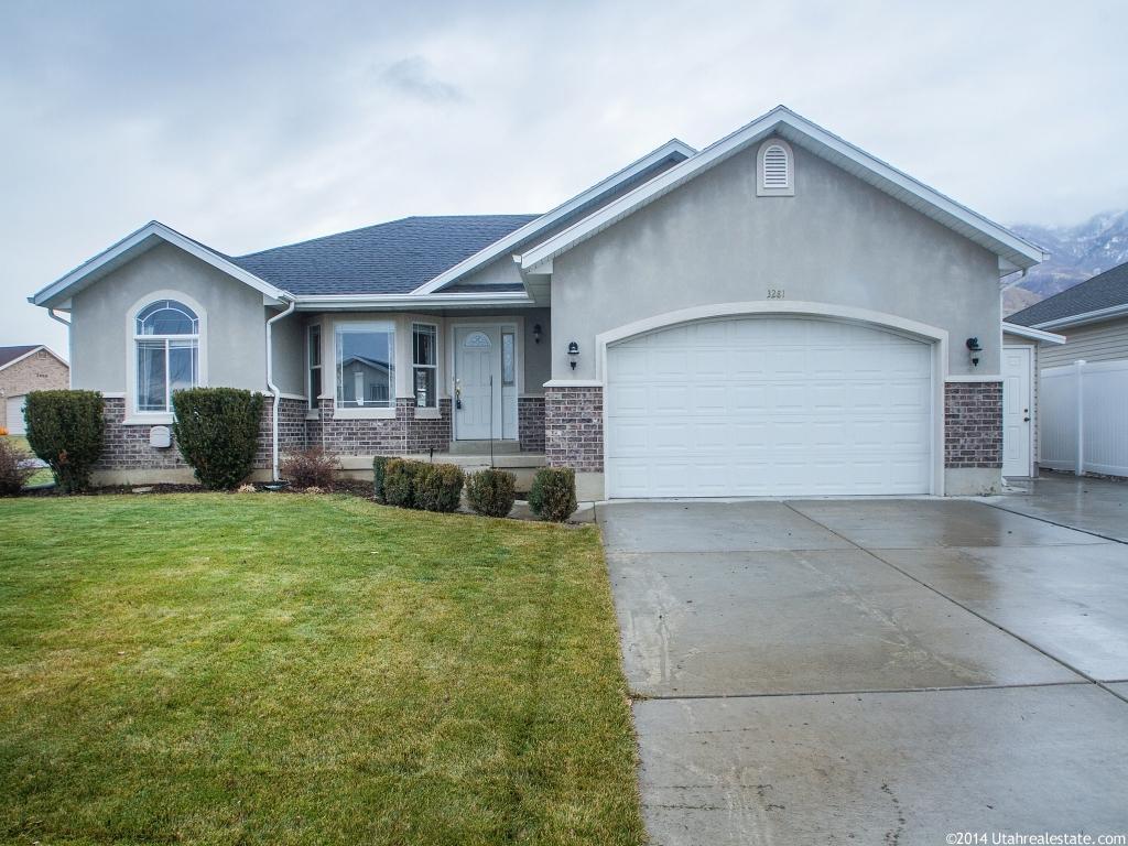 3281 S 1450 W, Perry