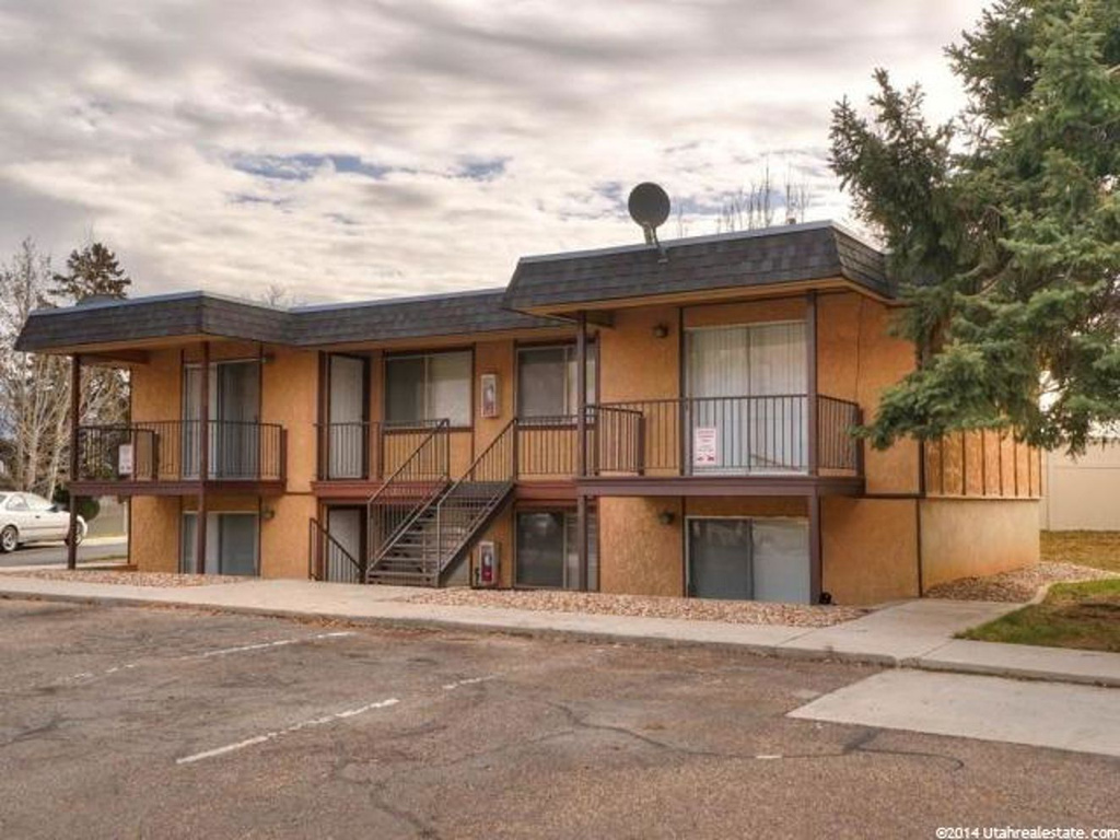 2215 N 400 E, North Ogden, UT 84414