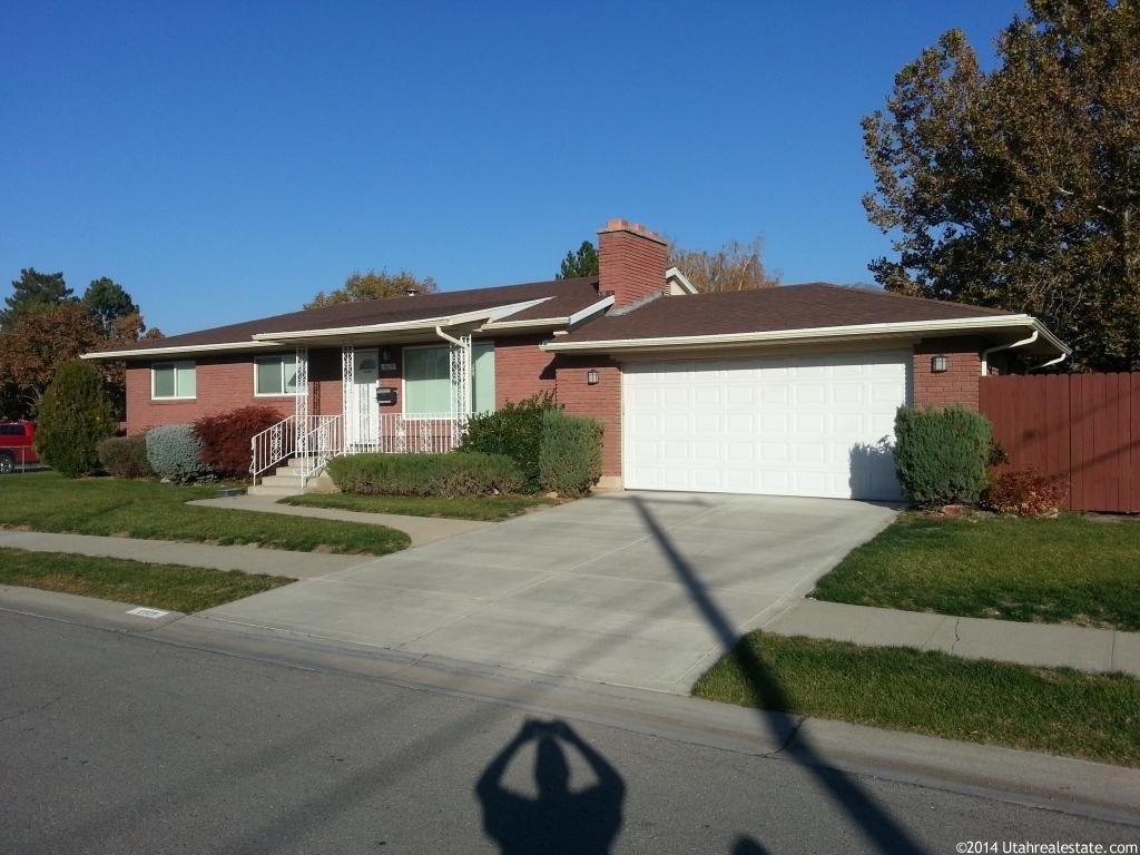 6829 S 345 E, Midvale, UT 84047