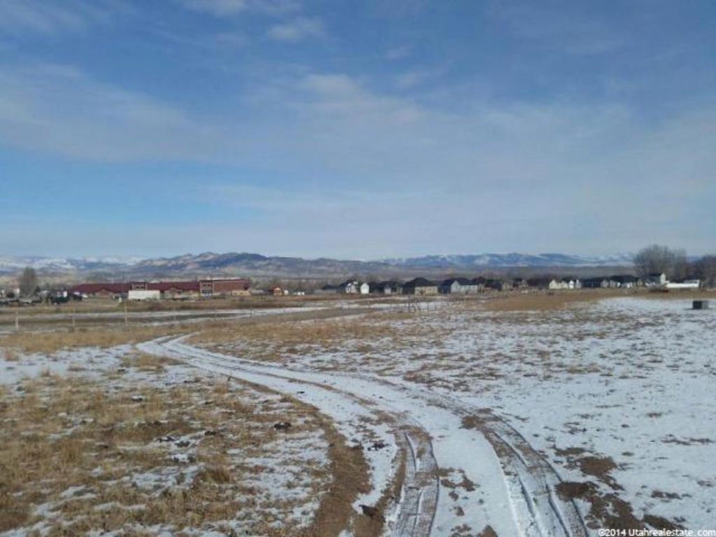 2151 S 2000 E, Naples, UT 84078