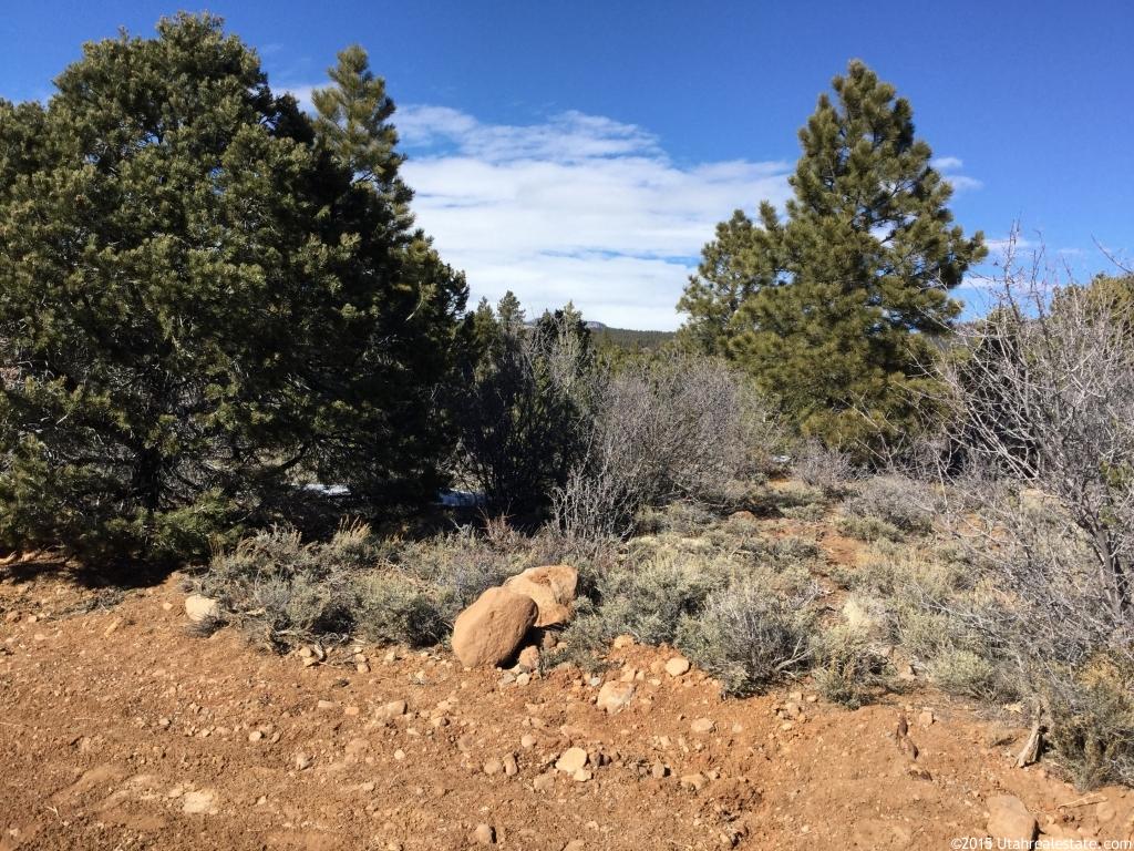 300 W Apache St #10, Boulder, UT 84716