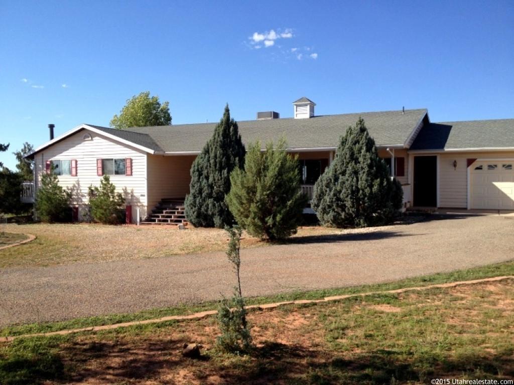 6124 E Antelope Trl, Kanab, UT 84741