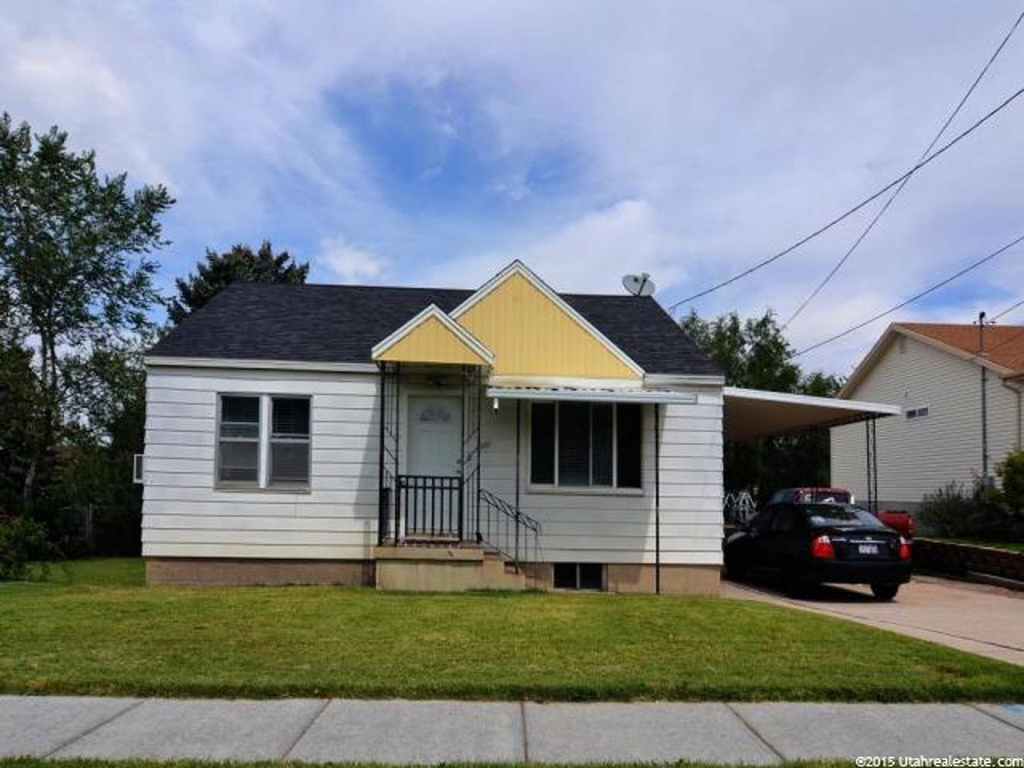1948 W 4400 S, Roy, UT 84067