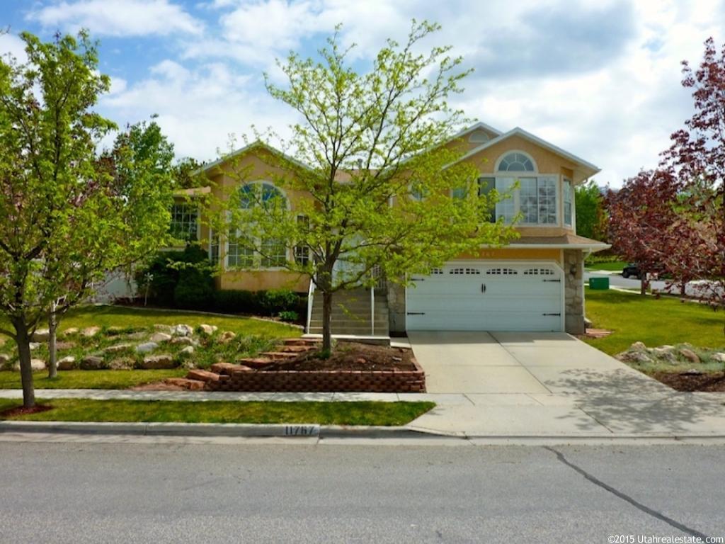11767 S Eagle Ridge Dr E, Sandy, UT 84094