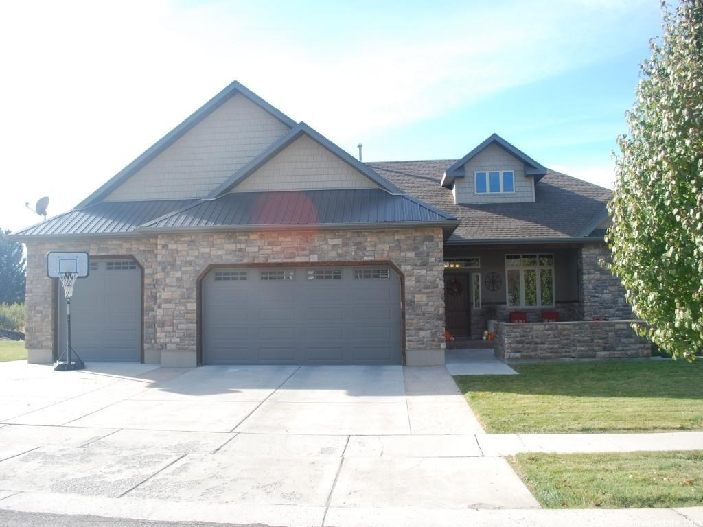 2635 N 870 E, North Logan, UT 84341