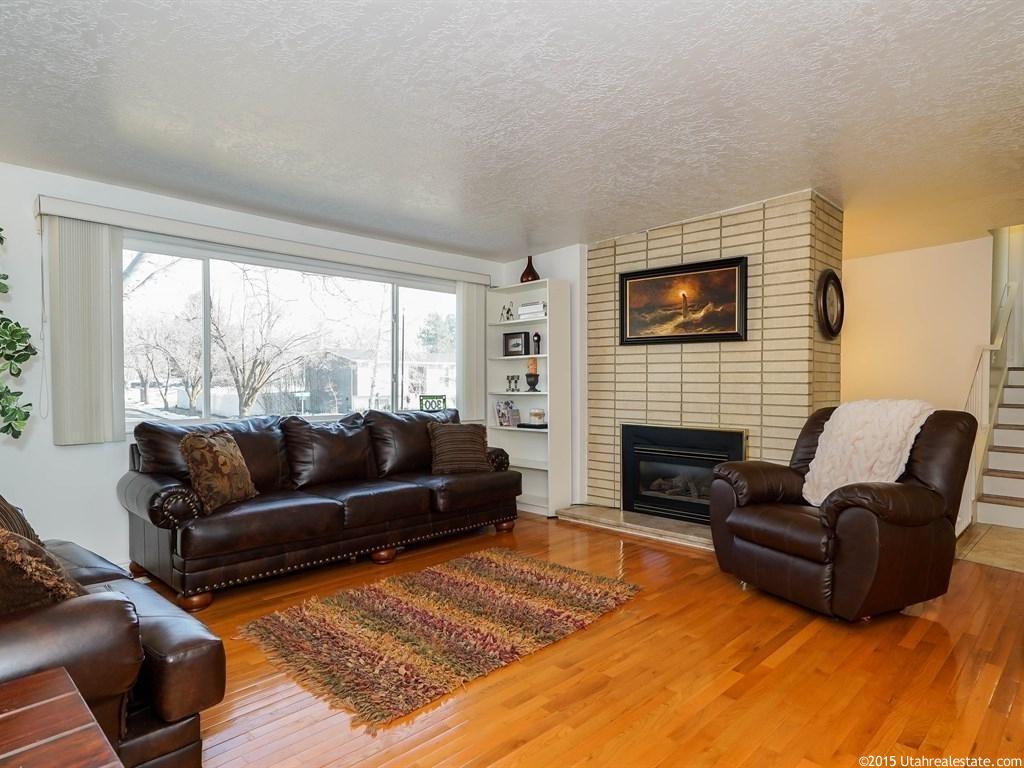 300 S 900 E, Kaysville, UT 84037