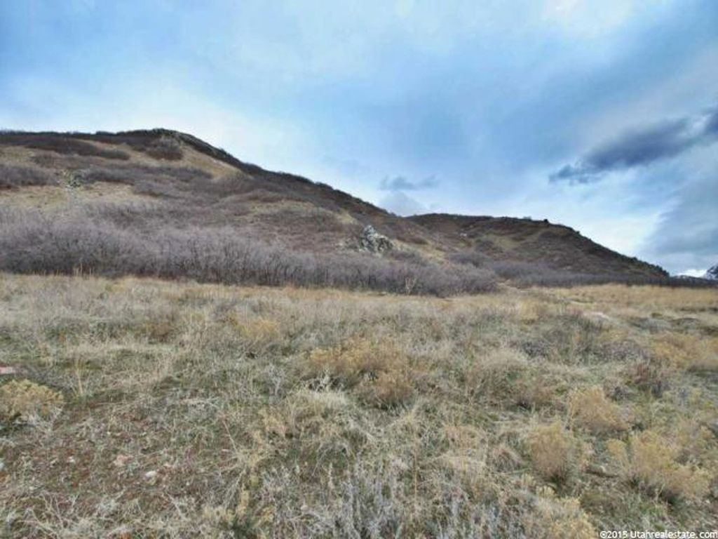 Ridgedale Dr #4, Ogden, UT 84403