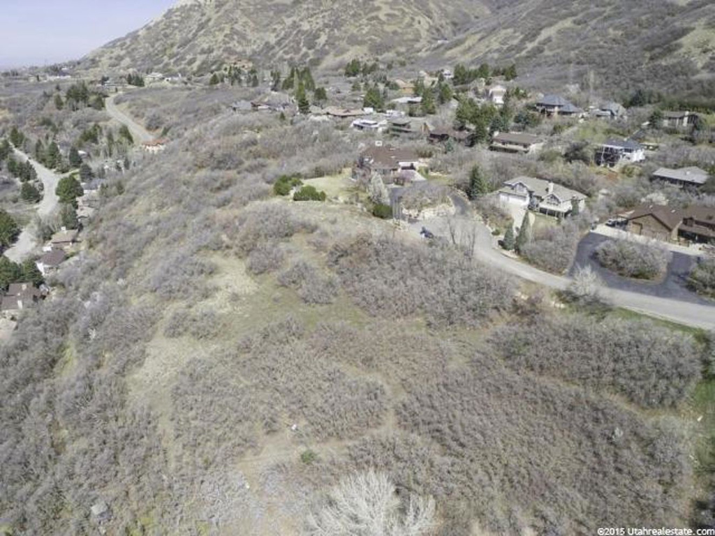 2577 E 5700 S #1, Ogden, UT 84403