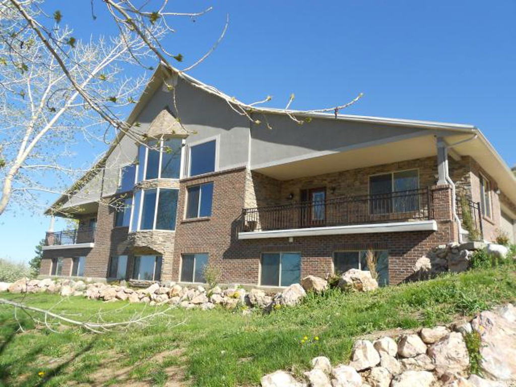 1459 E 250 N, Fruit Heights, UT 84037