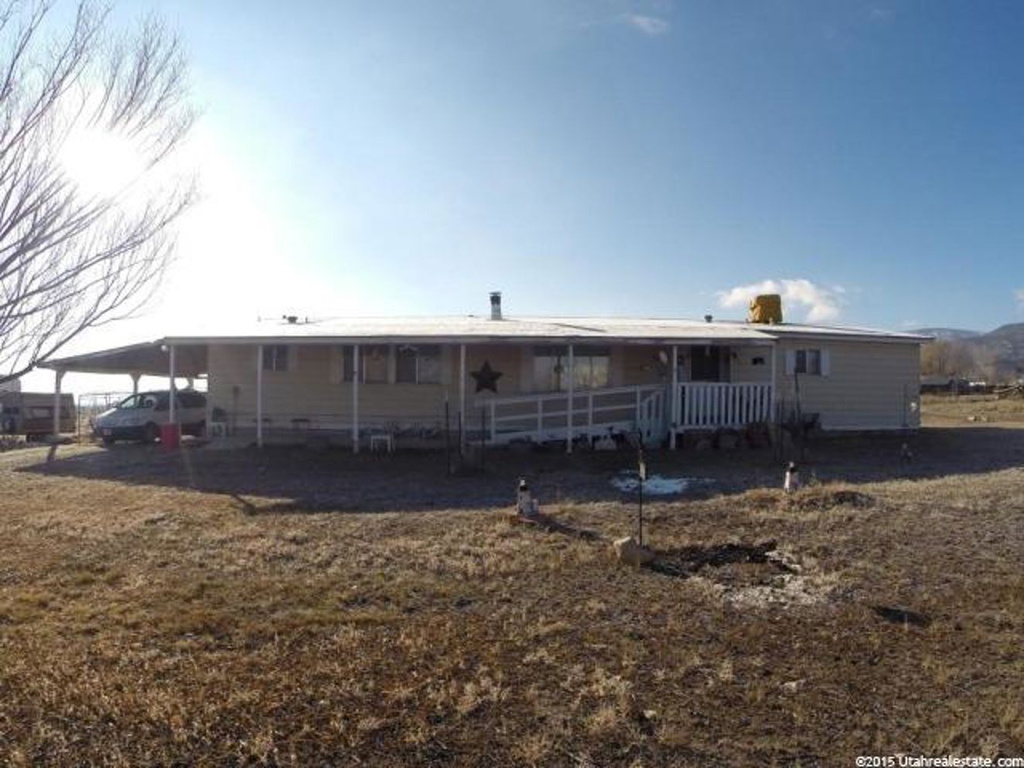 96 E 100 S, Wales, UT 84667