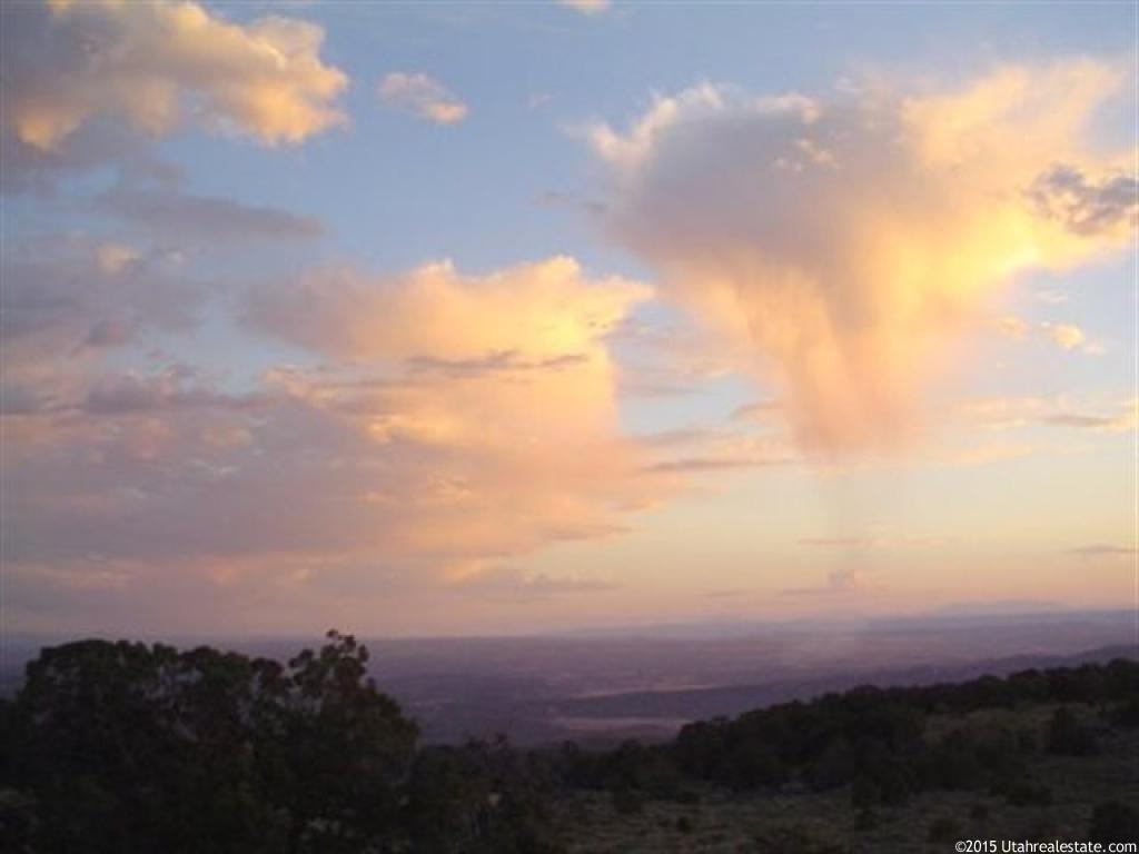 97 E Hogtied Rd #4, Moab, UT 84532