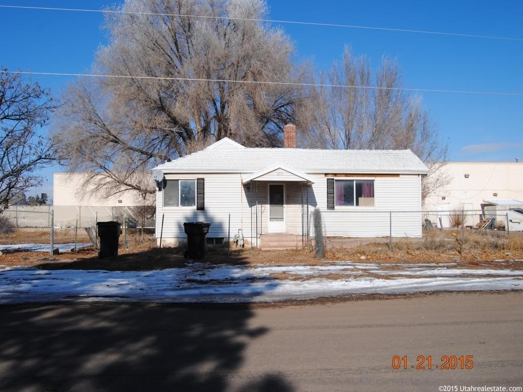 693 E 100 N, Roosevelt, UT 84066