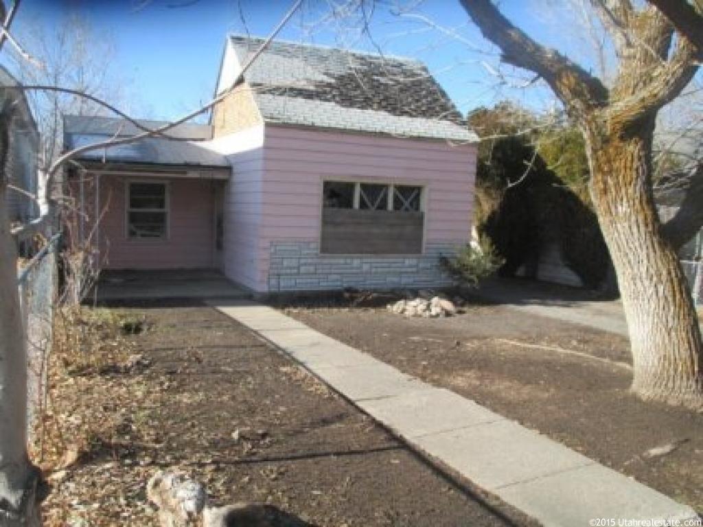2239 S Jackson Ave E, Ogden, UT 84401