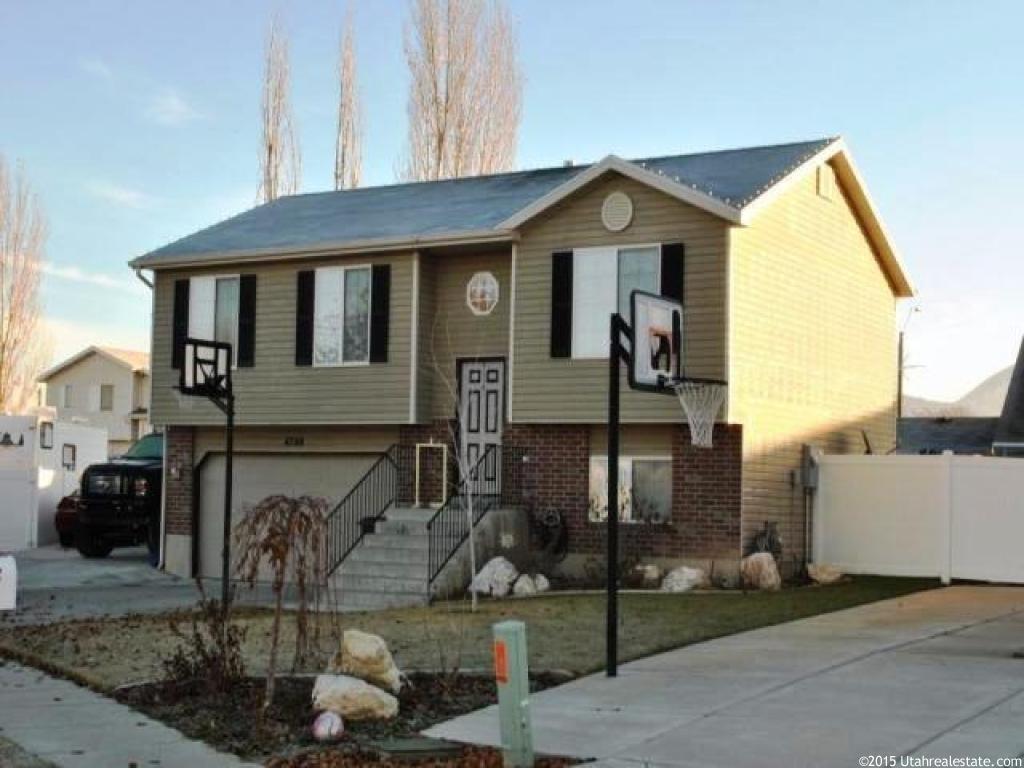 4708 S 3750 W, Roy, UT 84067