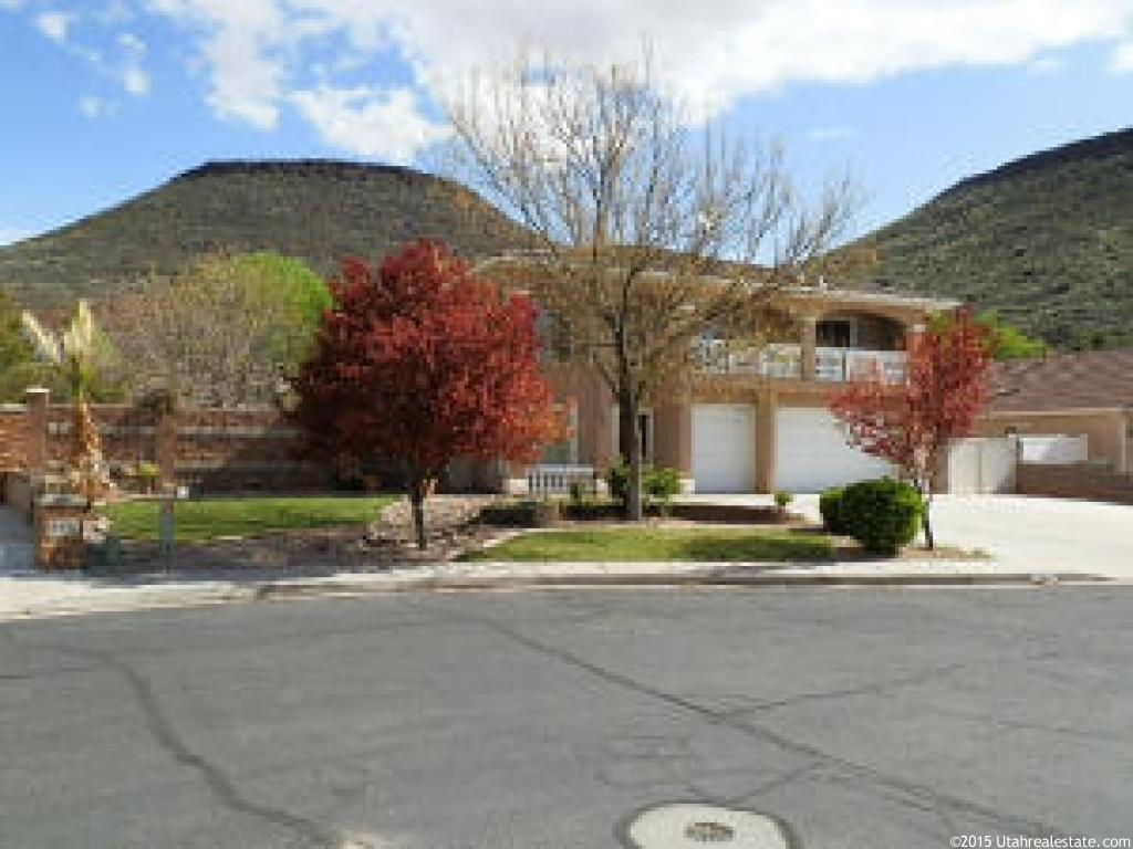 202 N Eclipse Dr W, St. George, UT 84770